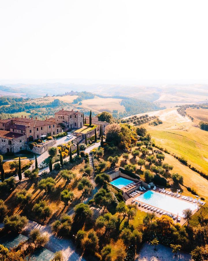 Ferienwohnung Relax Palazzo Monaci Asciano Exterior foto