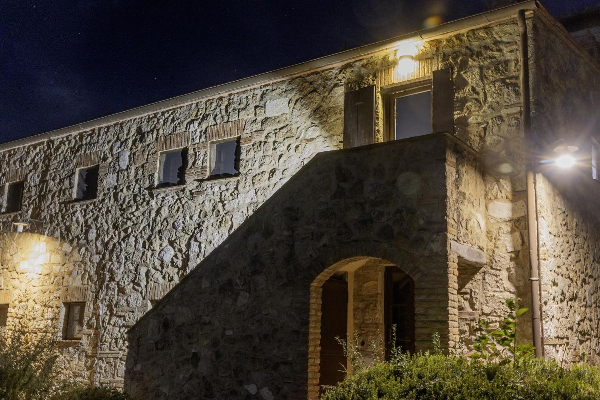 Ferienwohnung Relax Palazzo Monaci Asciano Exterior foto